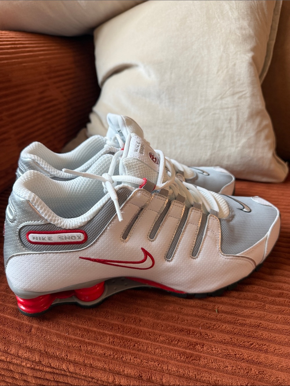 Nike Shox White and Red Men's Athletic Sneakers